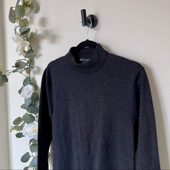 🖤 Long Sleeve Turtle Neck Top - Picture 2 of 8